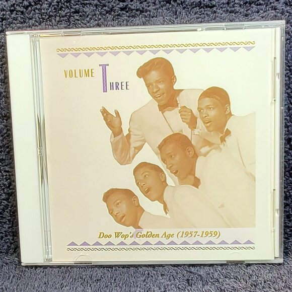 VINTAGE ORIGINAL  DOO WOP BOX SET ( NUMBER 1 ) COMPACT DISCS  AND BOOK - Picture 8 of 11